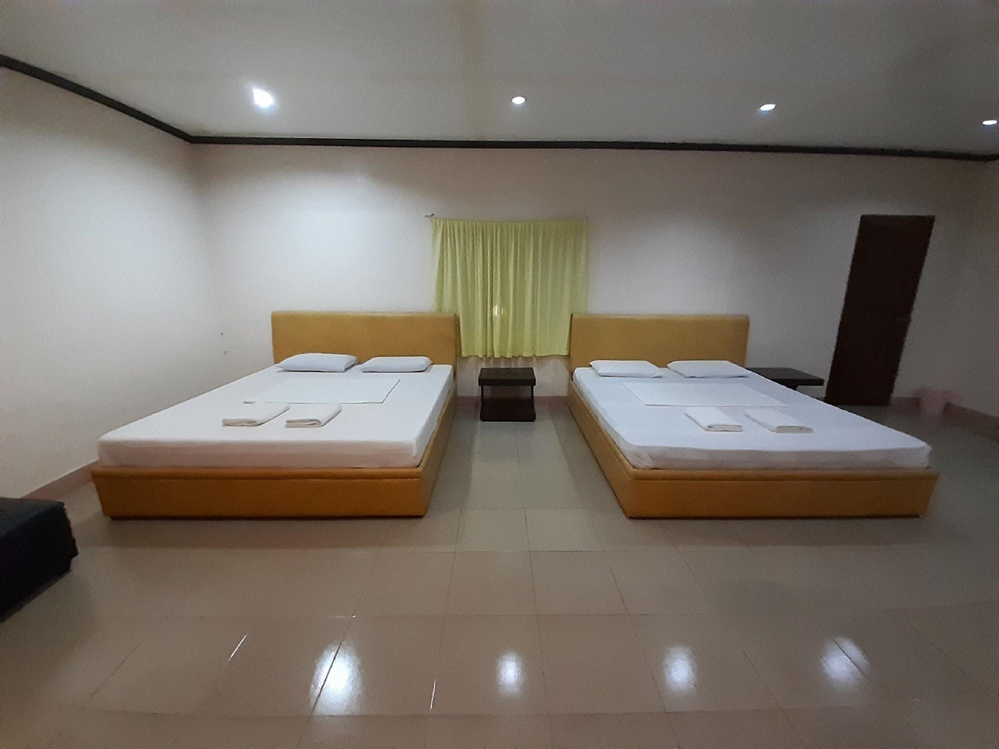 Hillside Resort Puerto Princesa Exterior photo